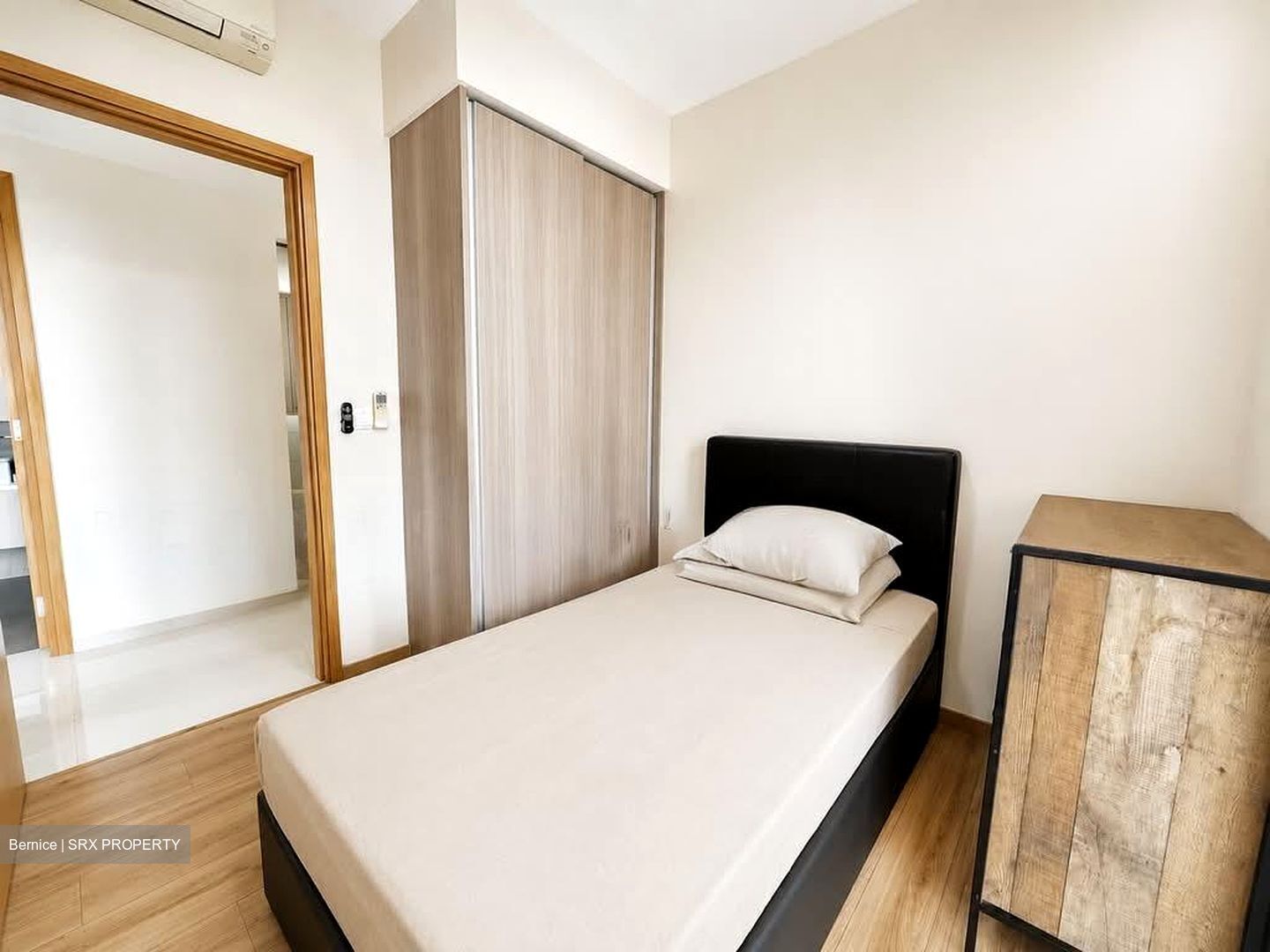 The Vales (D19), Condominium #593936551